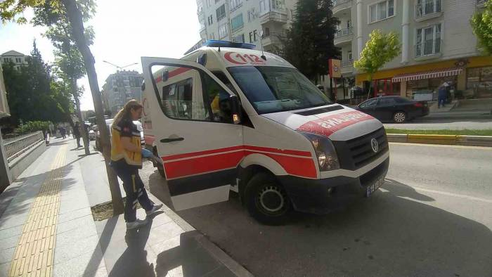 Yaşlı Adam Apartman Girişinde Ölü Bulundu