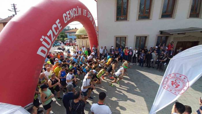 Tarihi İpek Yolu Trail Koşusu 700 Sporcu İle Start Aldı