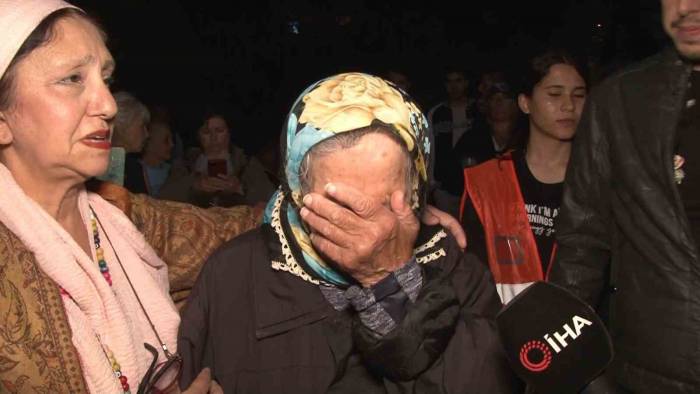 Hayvanseverler Kartal’da Ezilerek Öldürülen Köpek İçin Toplandı