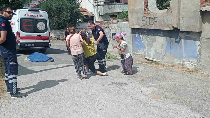 Edremit’te Ölüm, Evine Ekmek Götürürken Yakaladı