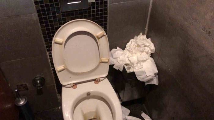 Sabiha Gökçen Havalimanı Kasaba Meydanı Gibi Hizmet Veriyor