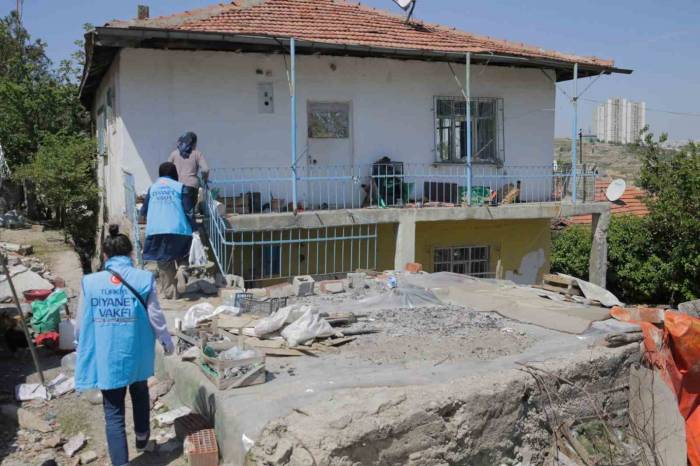 Tdv, Kurban İbadetini Gençlere Aşılıyor