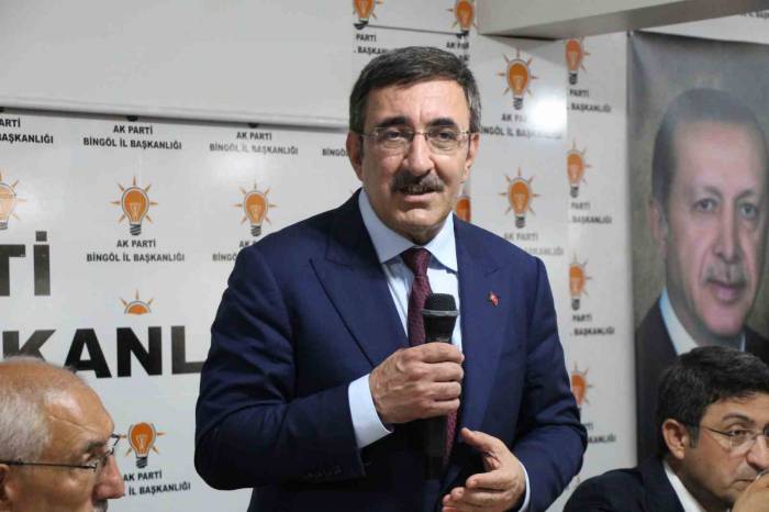 Cumhurbaşkanı Yardımcısı Yılmaz: "yeni Yüzyıla Yakışır Bir Şekilde Milletimize Ve Ülkemize Hizmet Edeceğiz"