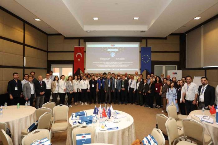 Butexcomp İle Deprem İçin Yol Haritası