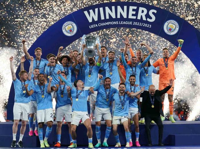 İstanbul’da Gülen Yine İngilizler Oldu