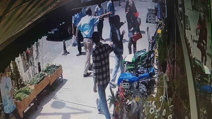 3 Kez Gelip Saldırdı