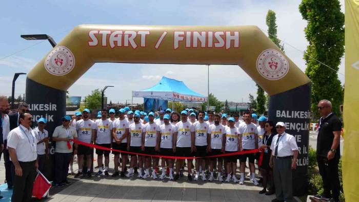 Postacılar Şampiyon Olmak İçin Yürüdü