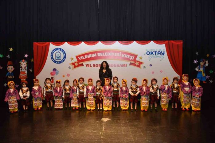 Yıldırımlı Miniklerin Mezuniyet Heyecanı