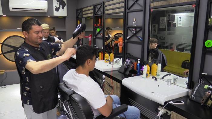 Bandırma’da Berber Ücretlerinde Fiyat Değişikliği