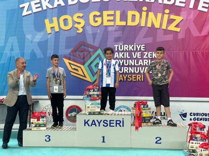 Kozluklu Öğrencilerden Akıl Ve Zeka Oyunlarında Büyük Başarı