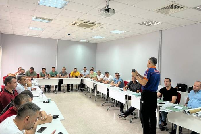 Bayraklı Belediyesi Arama Ve Kurtarma Ekibi Kurdu