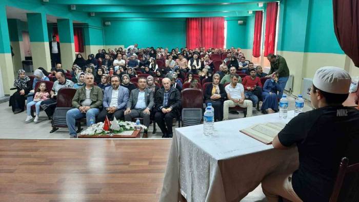 Hafızlık Eğitimine Olan Rağbet Artarak Devam Ediyor