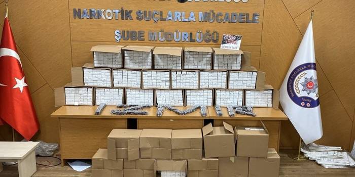 İzmir’de 109 Zehir Baskınında 83 Tutuklama