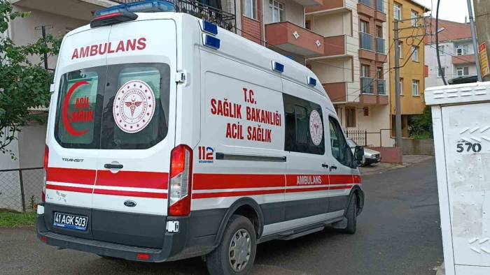 Yolda Gördüğü Arkadaşıyla Önce Sohbet Etti, Sonra Kan Akıttı