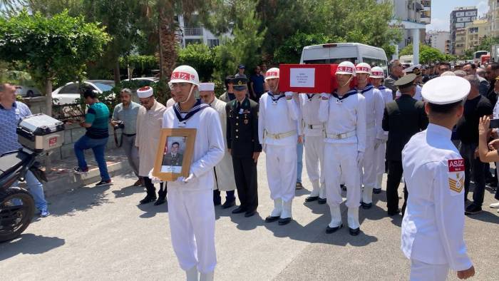 Mersinli Şehidi Binlerce Kişi Uğurladı