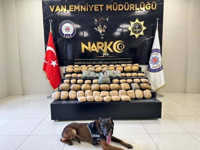 Van’da Bir Haftada 81 Kilo Uyuşturucu Ele Geçirildi