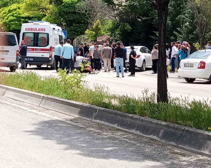 Başkentte Trafik Kazası: 2 Yaralı