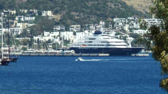 Haftalık Kirası 30 Ev Parası Olan Ultra Süper Lüks Yatın Yakıtı Dudak Uçuklattı