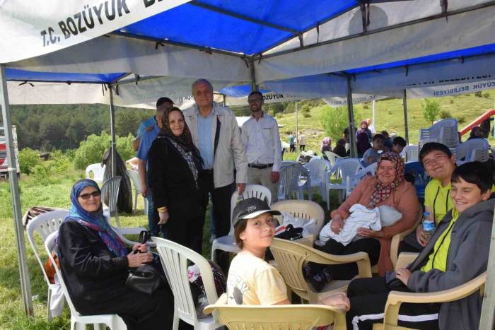 Birlik Ve Dayanışma Günü Etkinliğine Katıldı