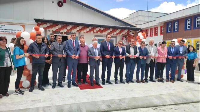 Hem Staj Yapacaklar Hem De Okulların Ekmek İhtiyacını Karşılayacaklar