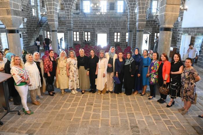 Diyarbakır Üzerine Söyleşi, Şiir Ve Müzik Konseri Etkinliği Yapıldı