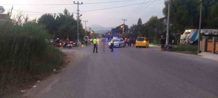 Fethiye’de Minibüs, Motosiklete Çarptı; 1 Kişi Öldü