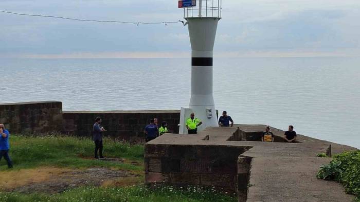 Giresun’da Kaybolan 16 Yaşındaki Genç Kızın Cesedi Sahilde Bulundu