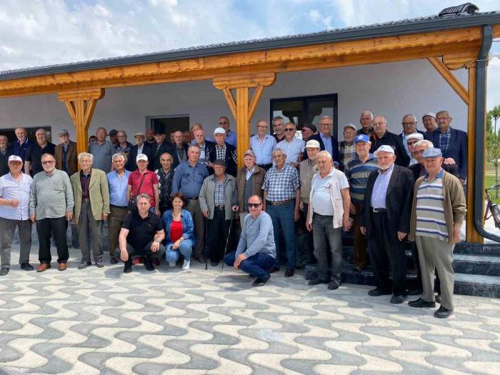 Mahmudiye İlçesinde ‘yaşlılara Vefa’ Örnek Davranışı