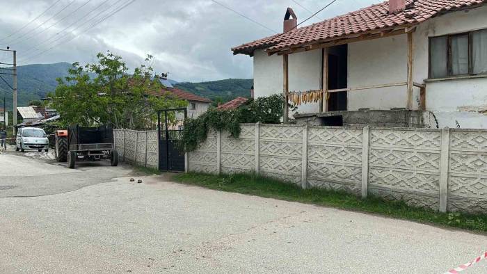 Aile Kavgasında Kan Aktı: 1 Ölü