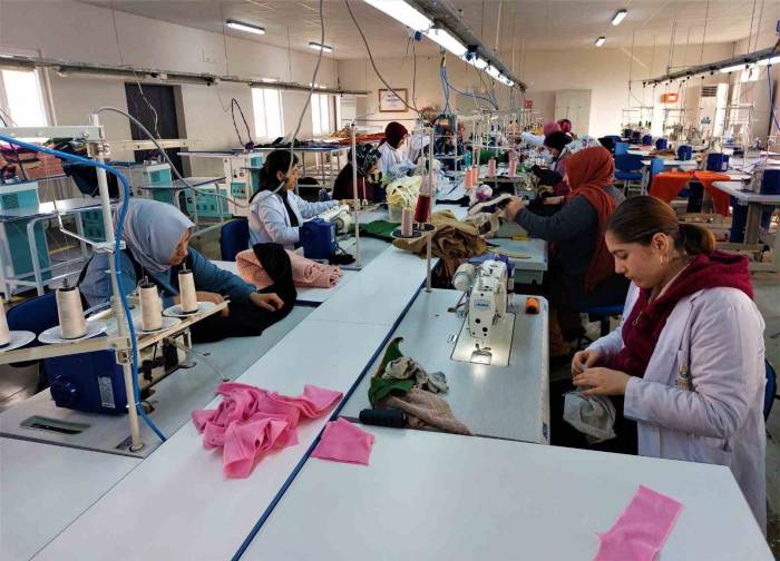 Başkan Tören: “işsizlik Sorununa, Nitelikli Meslekleri Öğreterek Çözüm Bulmak Gayesindeyiz”