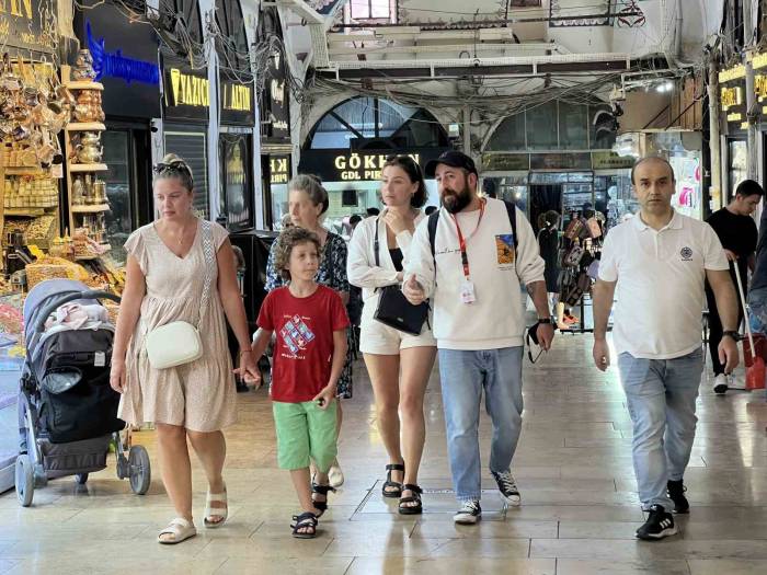 Tarihi Kapalıçarşı’nın Günlük Giriş Sayısı 200 Bini Buluyor