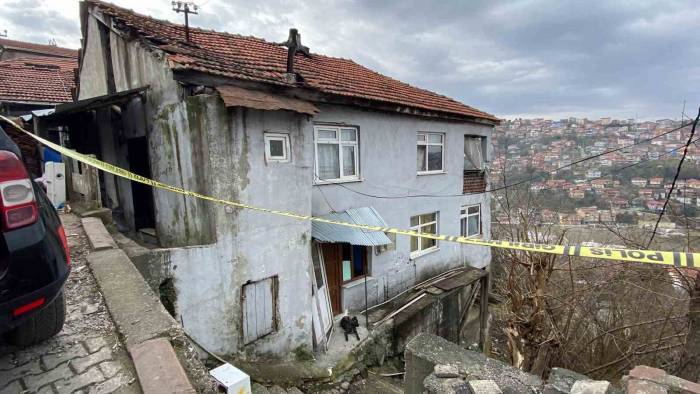 "çocuk Başkasından" Deyip Eşini Silahla Yaralayan Sanığa 20 Yıla Kadir Hapis Talebi