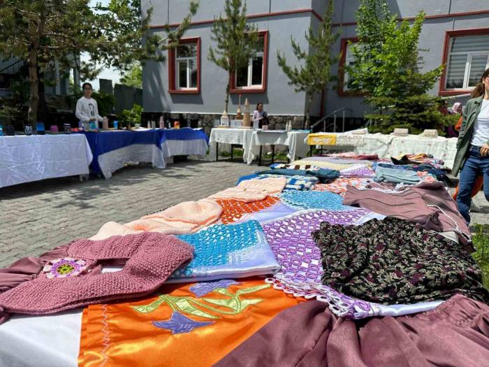 Çıldır’da Örnek Proje: "atmıyoruz Dönüştürüyoruz"