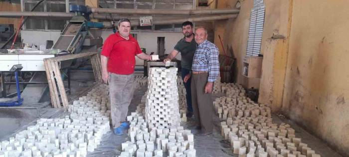 Türklerin Asırlık Gelenekle Ürettiği Zeytinyağlı Sabunlar, Turistlerin De İlgisini Çekmeye Başladı