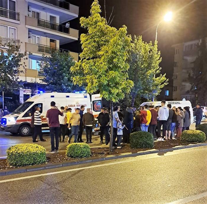 Yolun Karşısına Geçmeye Çalışırken Araç Çarptı