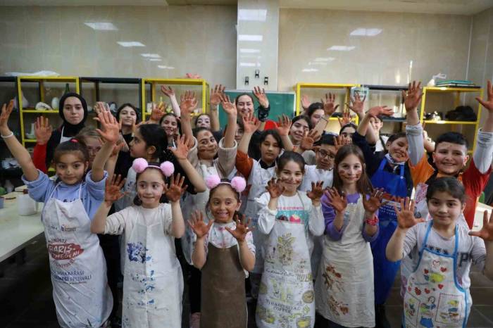 Esenlerli Öğrenciler Sanatı Mesleğe Dönüştürdüler