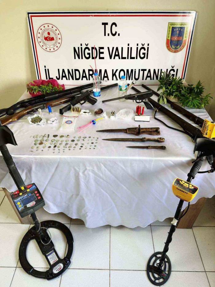 Jandarmadan Uyuşturucu Operasyonu: 5 Gözaltı