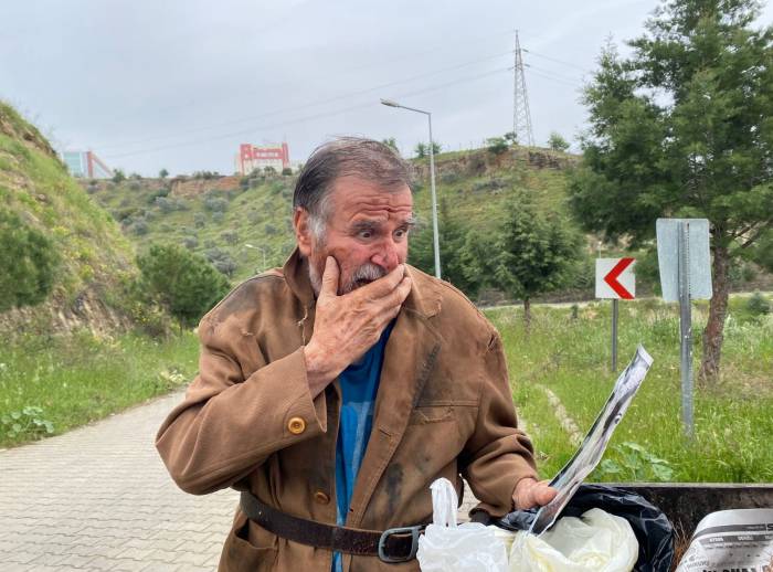 Aydınlı Sanatçı Bu Defa Sosyal Medyada Başlayan ‘günlük Aşklara’ Sitem Etti
