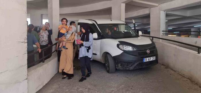 Sürücü Ve Yayanın Dikkatsizliği Kazaya Neden Oldu