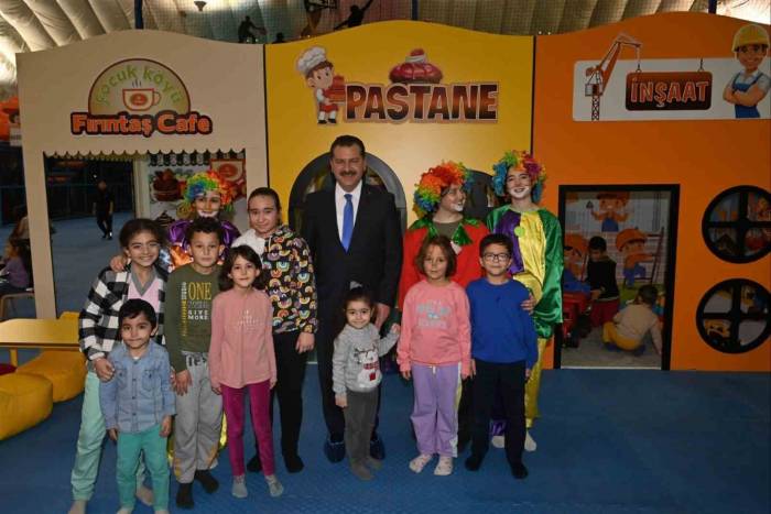 En Eğlenceli Ve En Güzel Karne Hediyesi Çocuk Köyü