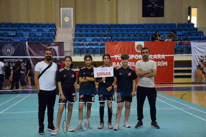 Bilecik’te 18 Takımın 180 Sporcusu Kıyasıya Mücadele Etti