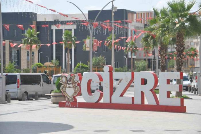 Bahçeli’nin ’100 İl, 1000 İlçe’ Açıklamasından Sonra Cizrelileri İl Olma Heyecanı Sardı