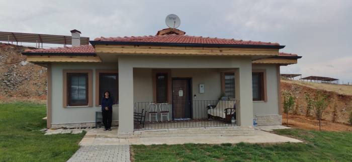 Gaziantep’te Depremzedelere 14 Akıllı Konut Ve 132 İş Yeri Teslim Edildi