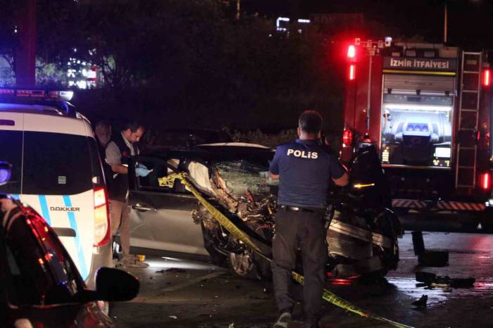 İzmir’de Öldüren Yarış: 1 Ölü, 1’i Bebek 2 Yaralı