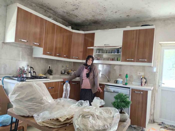 Depremde Vefat Eden Sosyal Medya Fenomeni Taha Duymaz’ın Annesi: “taha’nın Mutfağı Öksüz Kaldı”