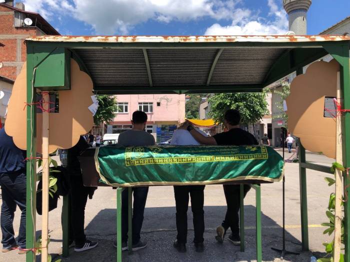 Kazada Ölen Kişi Toprağa Verildi
