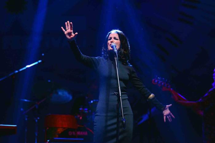 Jehan Barbur Ve Volkan Öktem Mest Etti