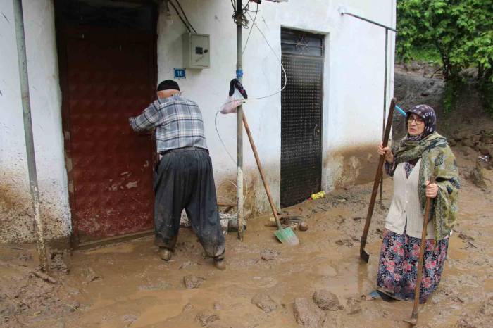 Selden Etkilenen Yaşlı Çift Yaşadıkları Korku Dolu Anları Anlattı