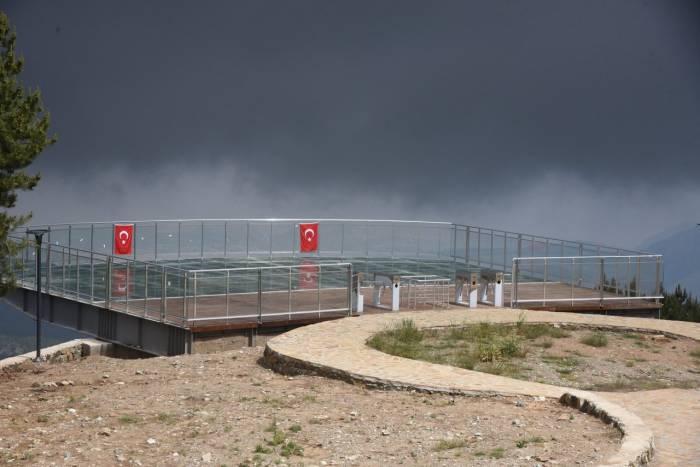 Zorkun Cam Seyir Terasında Son Aşamaya Gelindi