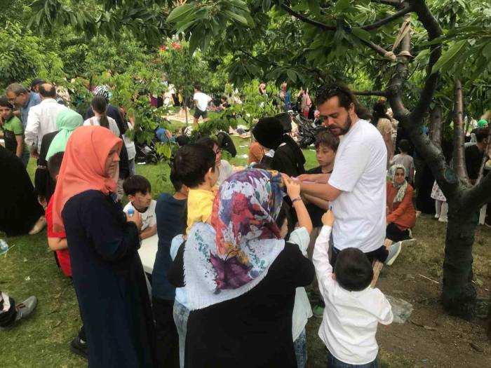 Bağcılar’da Kiraz Festivali Coşkusu Yaşandı